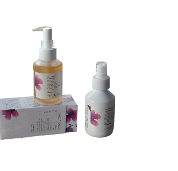 Le Duo Simply Zen : Huile Traitement Intensif & Spray Fluide Restructure pour des cheveux renforcés, nourris et éclatants de santé.