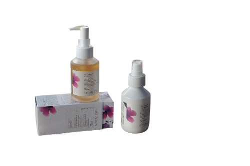 Le Duo Simply Zen : Huile Traitement Intensif & Spray Fluide Restructure pour des cheveux renforcés, nourris et éclatants de santé.